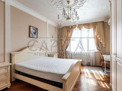 квартира по адресу Кудрявский спуск, 3-Б