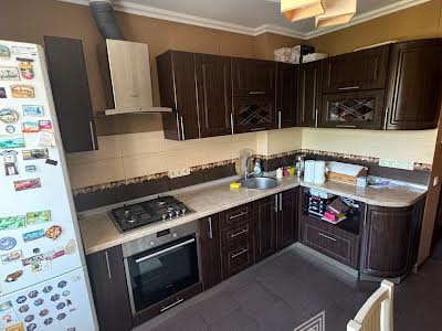 квартира за адресою Тростянецька вул., 8-Б