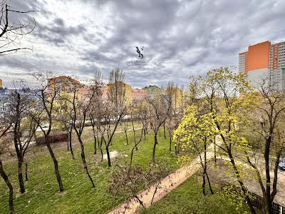 квартира по адресу Киев, Каунасская ул., 6/1