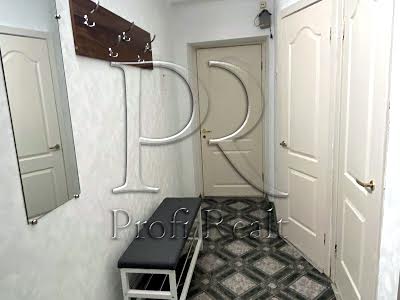 квартира по адресу Авиаконструктора Антонова ул., 15А