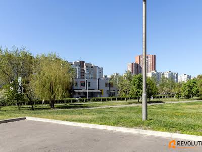 квартира за адресою Тростянецька вул., 5А