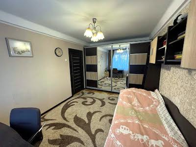 квартира за адресою Будівельників вул., 12-Б