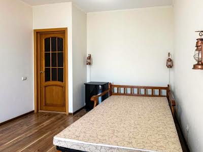 квартира по адресу Ревуцкого ул., 5