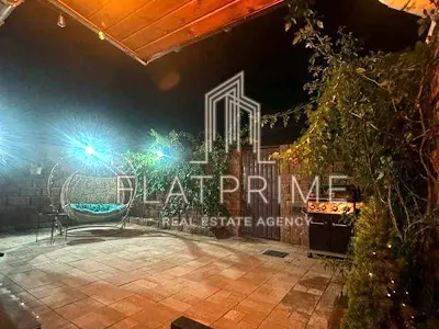 будинок за адресою Центральна вул., 19