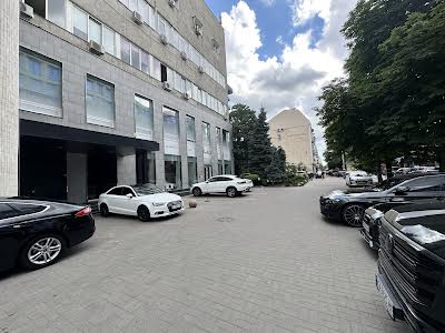 коммерческая по адресу Князей Острожских ул. (Московська), 23