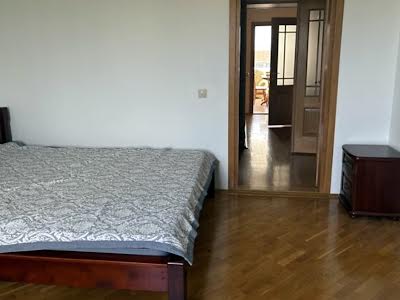 квартира за адресою Київ, Юрківська вул., 28
