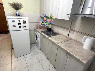 квартира за адресою Ушинського вул., 16
