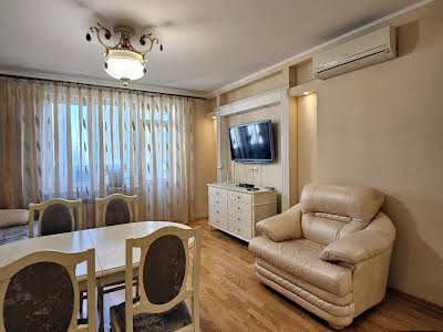 квартира за адресою Урлівська вул., 11-А