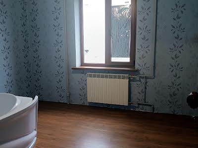 квартира за адресою Анни Ахматової вул., 6