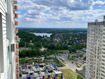 квартира за адресою Софії Русової вул., 7-А