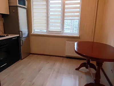 квартира за адресою Академіка Заболотного вул., 56
