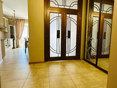 квартира за адресою Київ, Дніпровська набережна вул., 1