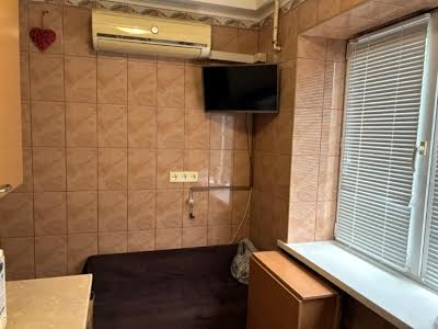 квартира за адресою Митрофана Довнар-Запольського вул., 4-А