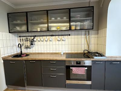 квартира по адресу Драгоманова ул., 5
