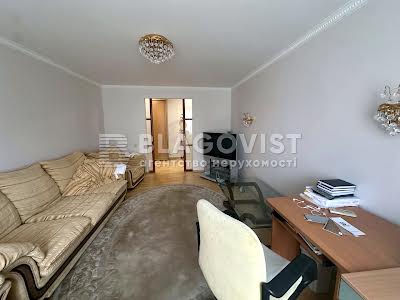 квартира по адресу Миколи Соловцова ул., 3