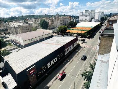 квартира по адресу Межигорская ул., 50