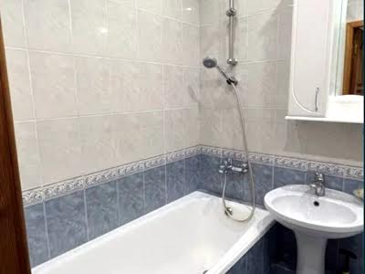 квартира за адресою Ахсарова вул., 11а