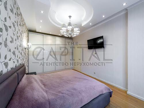 квартира за адресою Старонаводницька вул., 6б