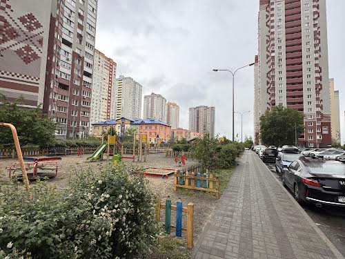 квартира за адресою Єлизавети Чавдар вул., 34