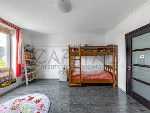 будинок за адресою с. Крушинка, київська