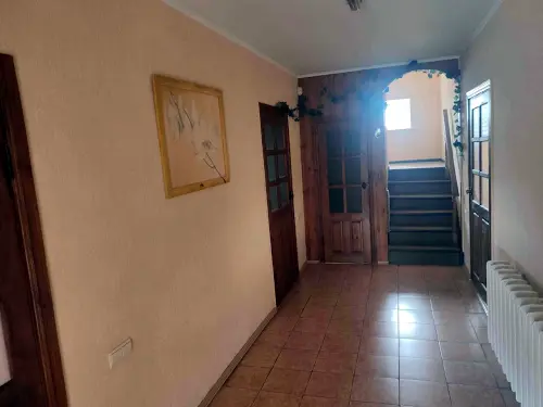 будинок за адресою с. Вишеград, Киівська, 7а