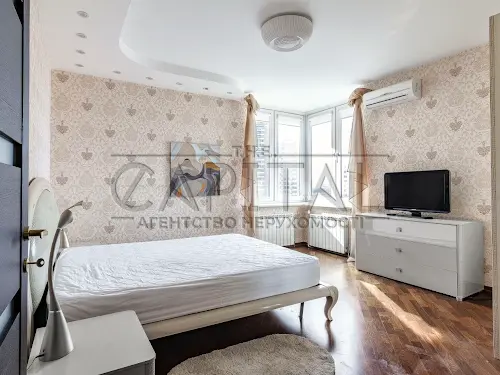 квартира за адресою Панаса Мирного вул., 28-А