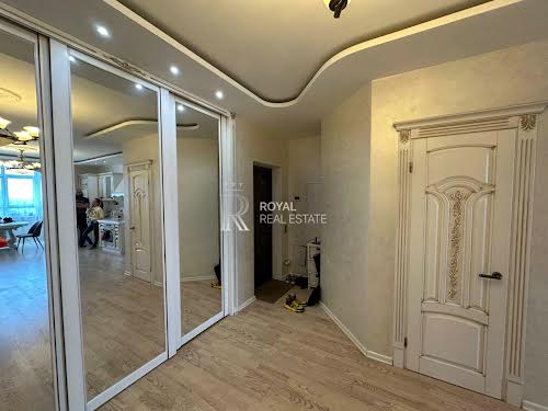 квартира за адресою Дегтярівська вул., 25а к1