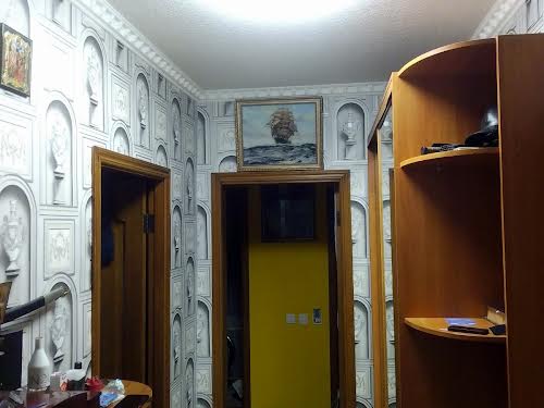 квартира за адресою Романа Шухевича просп. (Генерала Ватутіна), 14-А