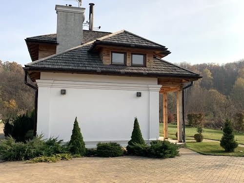 будинок за адресою с. Великі Дмитровичі, лісова