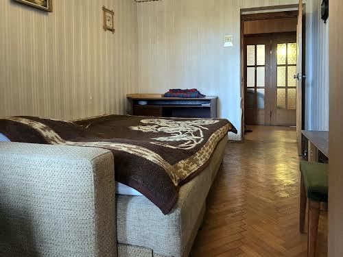 квартира по адресу Голосеевский просп. (40-летия Октября), 25