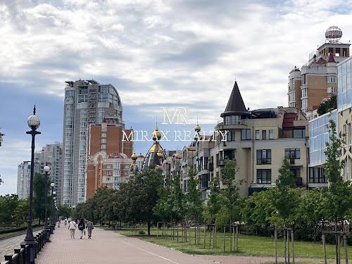 комерційна за адресою Володимира Івасюка просп. (Героїв Сталінграду), 6