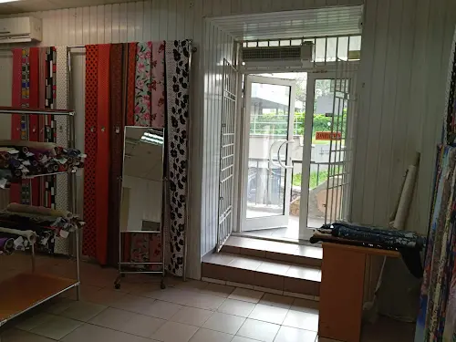 комерційна за адресою Антоновича вул. (Горького), 59