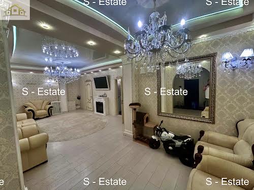 квартира за адресою Переяславська вул., 23 к1