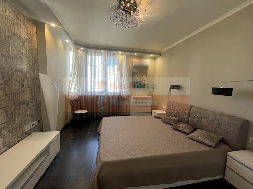 квартира за адресою Бориса Гмирі вул., 8 -б