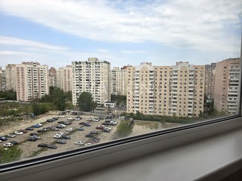 квартира по адресу Соломии Крушельницкой ул., 15