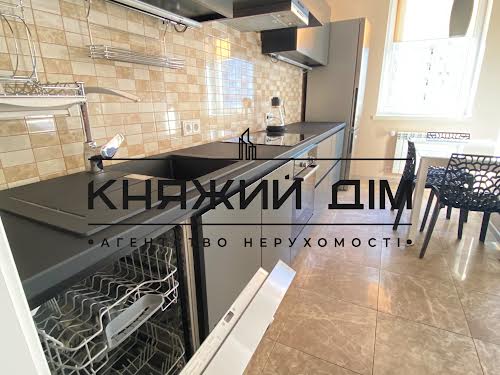 квартира за адресою Левітана вул., 3