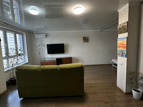 квартира за адресою Академіка Глушкова просп., 9-В