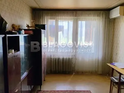 квартира за адресою Київ, Анатолія Солов'яненка вул. (Олександра Бойченка), 4