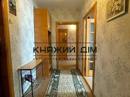 квартира за адресою Ревуцького вул., 18-А