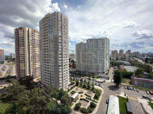 квартира за адресою Микільсько-Слобідська вул., 8