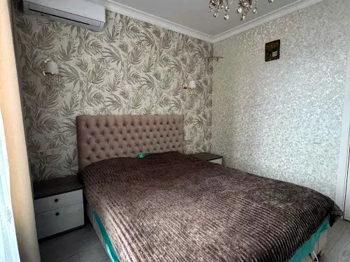квартира за адресою Дніпровська набережна вул., 18-А