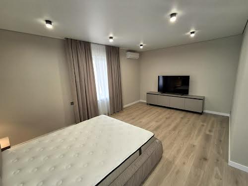 квартира за адресою Садова вул., 1б