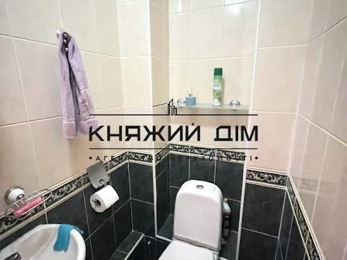 квартира за адресою Драгоманова вул., 14А