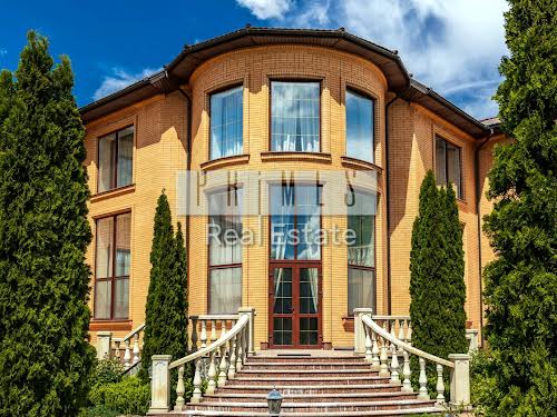 будинок за адресою с. Лісники, Ватутіна пров.