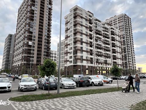 квартира по адресу Родини Крістерів ул., 16