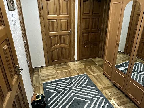 квартира за адресою Азербайджанська вул. (Бакинських Комісарів), 6