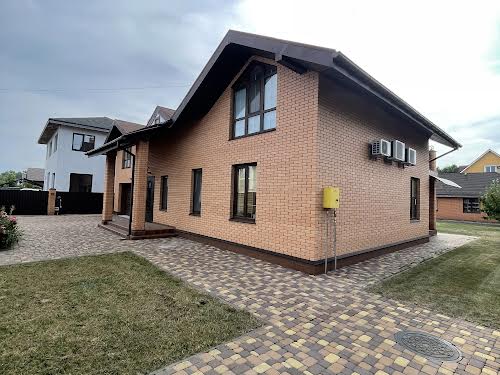 будинок за адресою Центральна вул., 15
