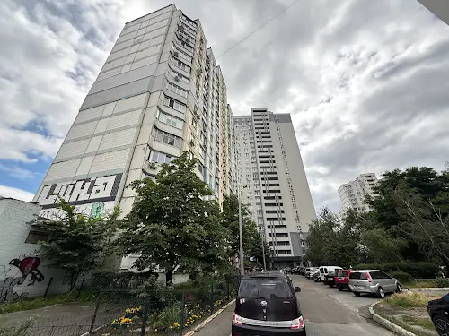 квартира за адресою Драгоманова вул., 8