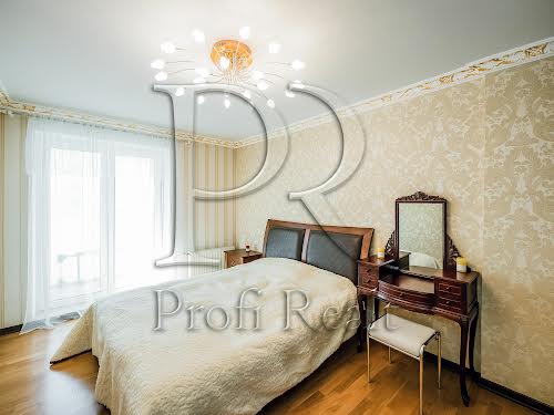 квартира за адресою с. Святопетрівське, Теплична вул., 38