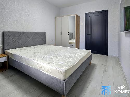 квартира за адресою Вишняківська вул., 8